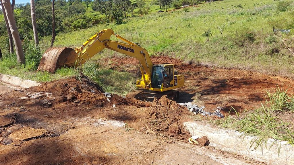 MGC 354 km 153 entre Patos de Minas e Presidente Olegário