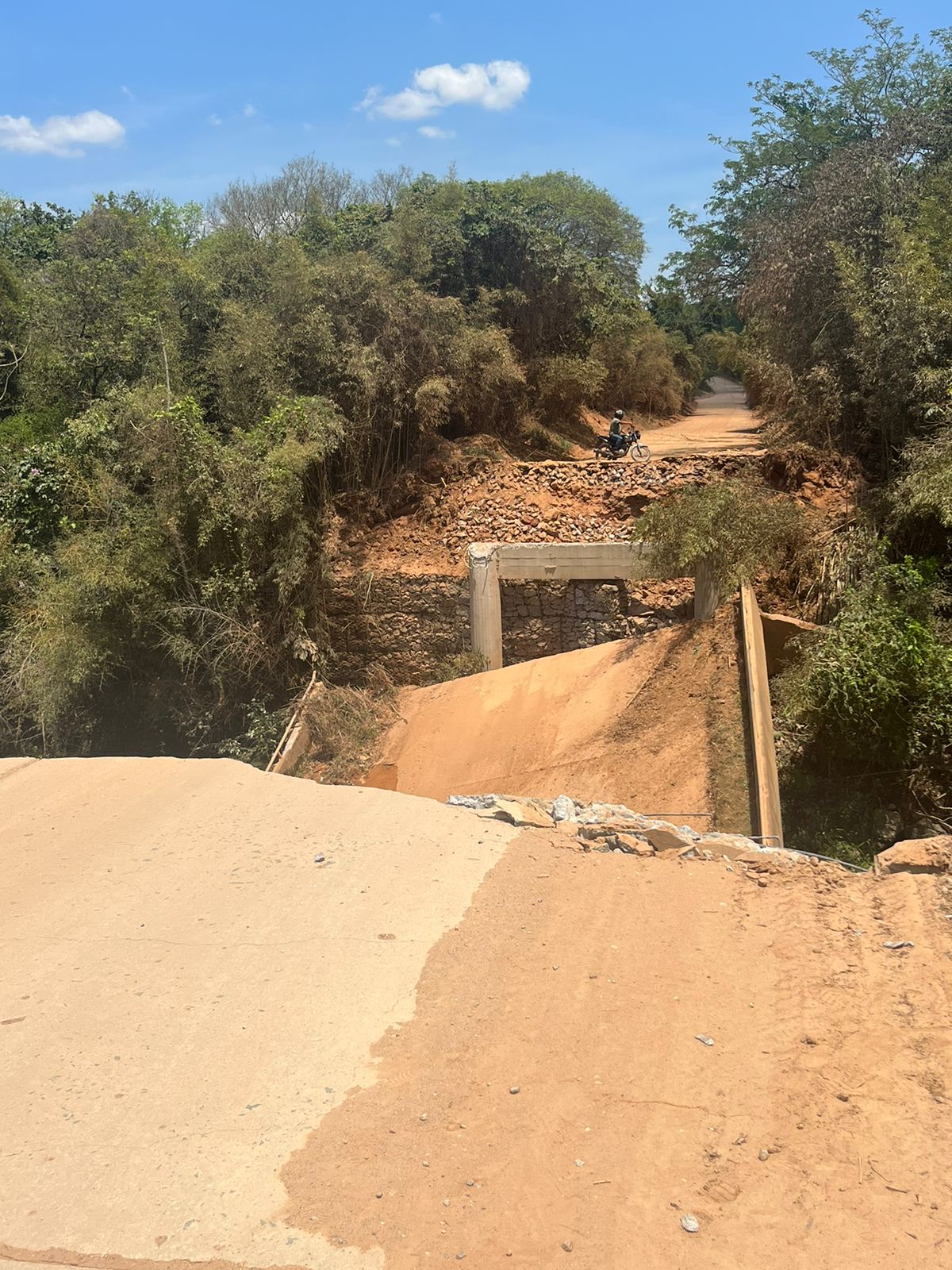 ponte igaratinga MG 430 foto divulgacao der mg