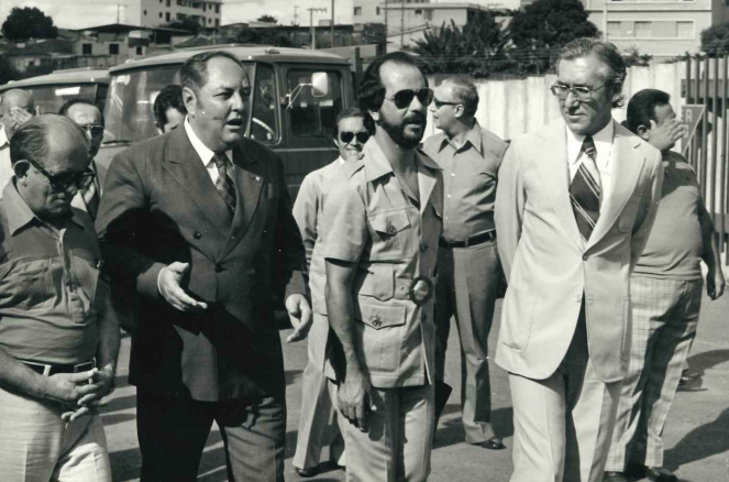 1 crg visita do Gov. Aureliano Chaves 1 RR MG 1977