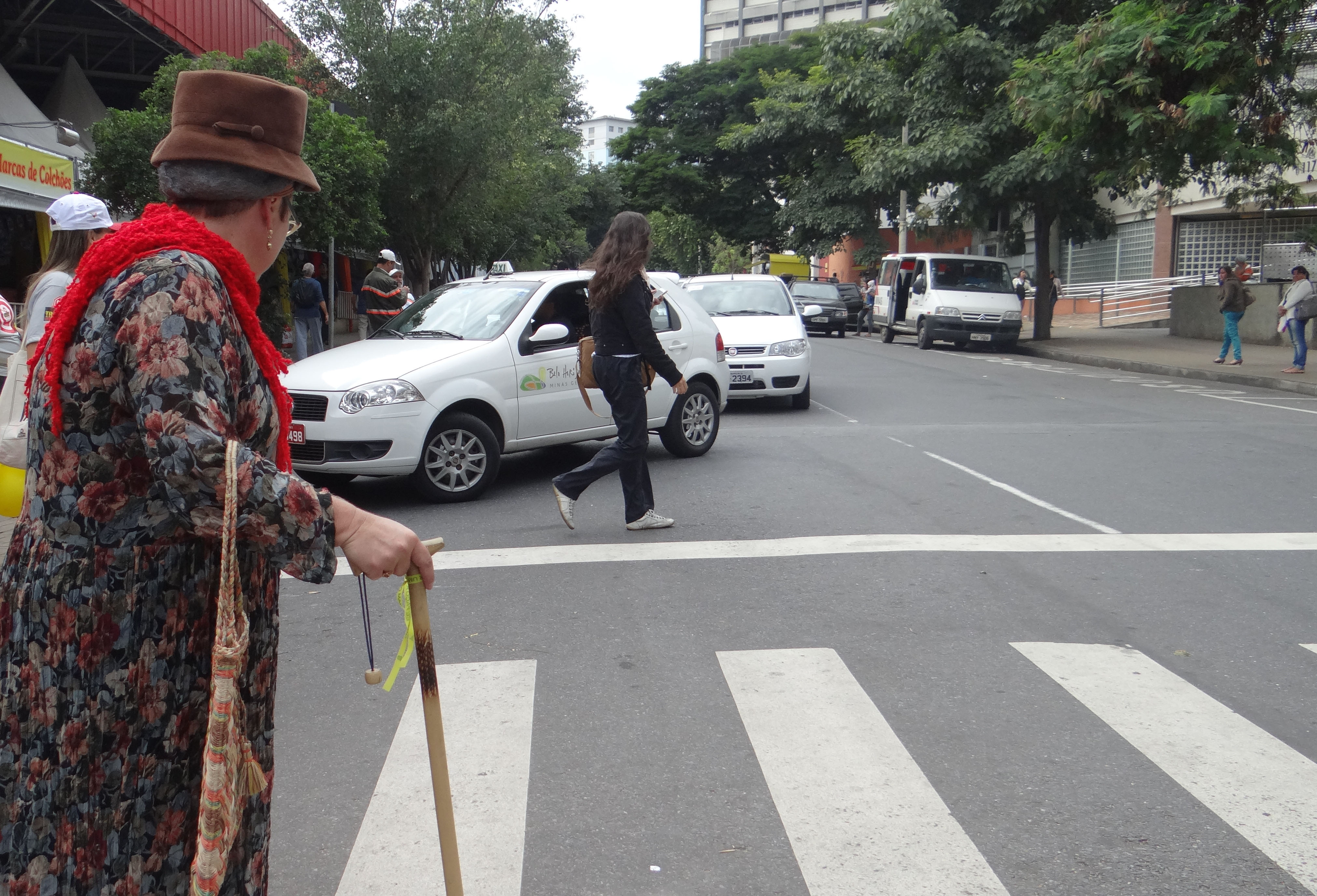 acao pedestre mobilidade reduzida 04