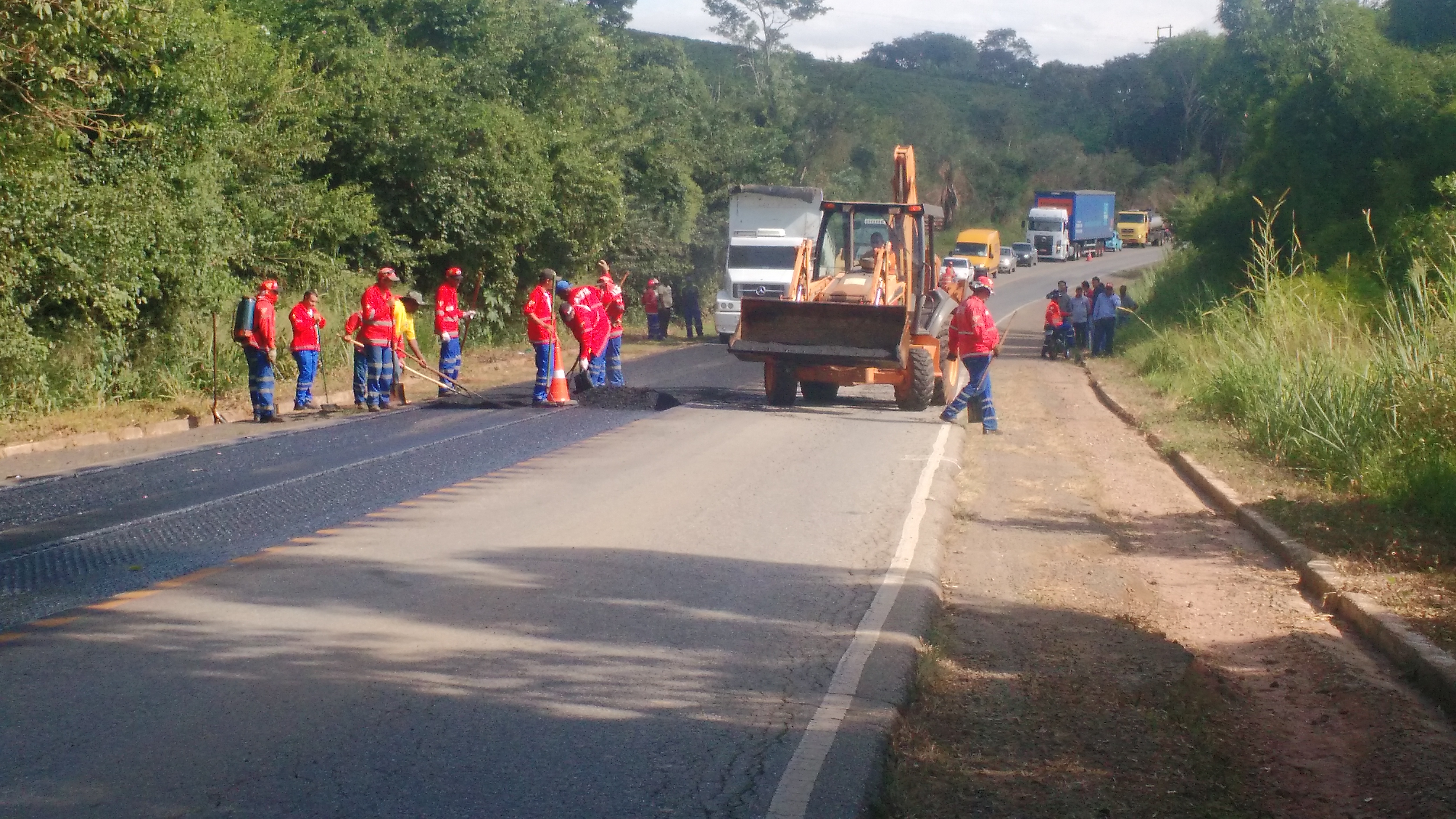 mg 179 recomposicao pavimento foto divulgacao deer mg